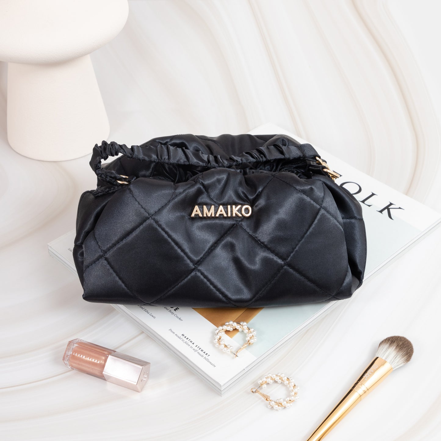 Lay Flat Make Up Bag - Noire